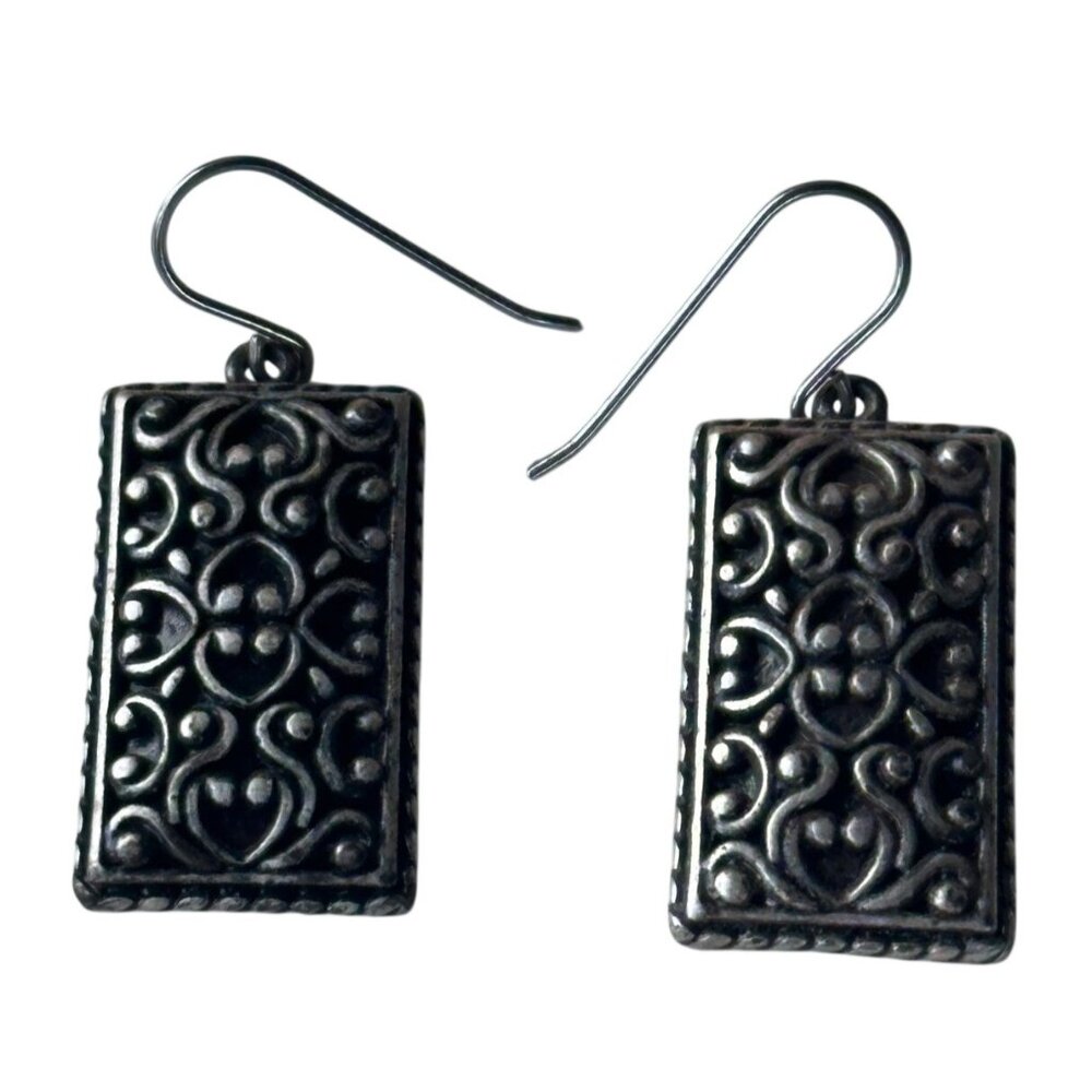 Unbranded Women's Silver & Black Fashion Dangle Earrings 1" Height